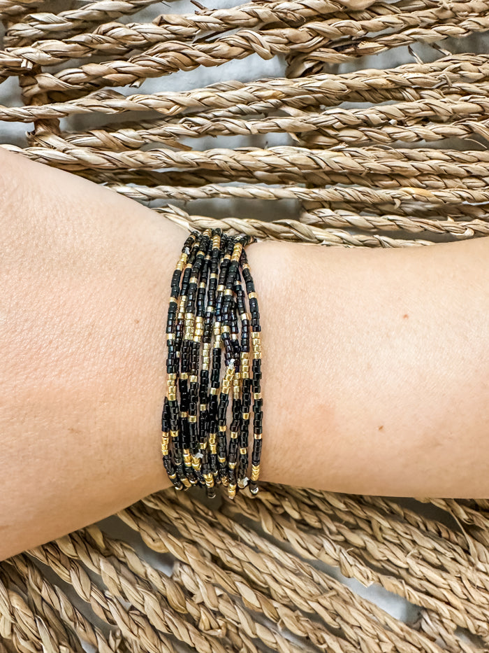 Black Dainty Seed Beaded Bracelet